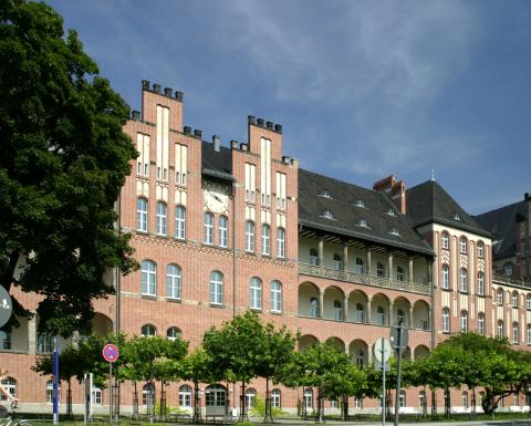 Университет прикладных наук bbw - bbw Hochschule
