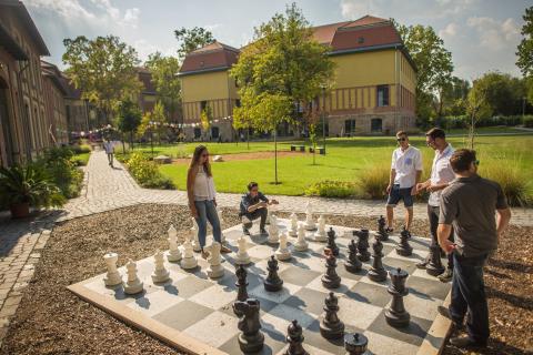 Международная школа бизнеса в Будапеште- International Business School Budapest - 3