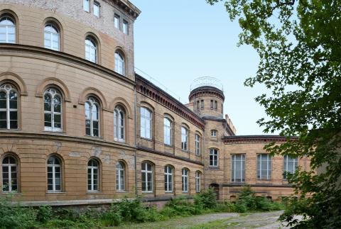 Колледж искусств и дизайна Бурге Гибиченштейна - Burg Giebichenstein Kunsthochschule Halle - 3