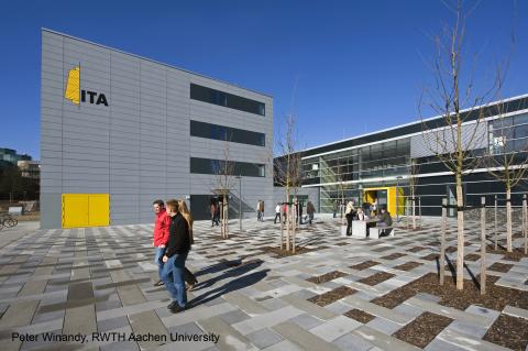 Рейнско-Вестфальский технический университет Ахена - Rheinisch-Westfäl -ische Technische Hochschule Aachen - 2