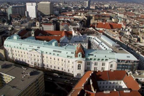 Университет прикладных наук Кампус Вена - Fachhochschule Campus Wien - 3