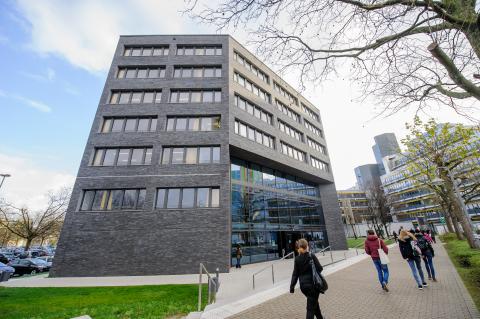 Университет Дуйсбург-Эссен - Universität Duisburg-Essen - 5