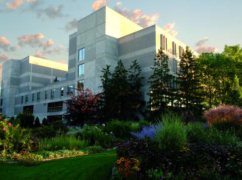 Университет Гуэлф - University of Guelph - 5