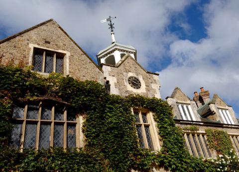 Юридический университет - University of Law - 2