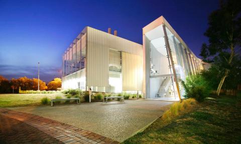 Мельбурнский Королевский Технологический Институт - Royal Melbourne Institute of Technology - 2