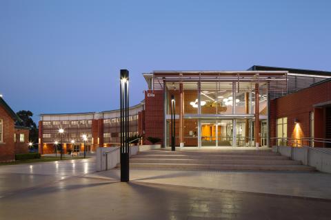 Университет Западного Сиднея - University of Western Sydney - 4