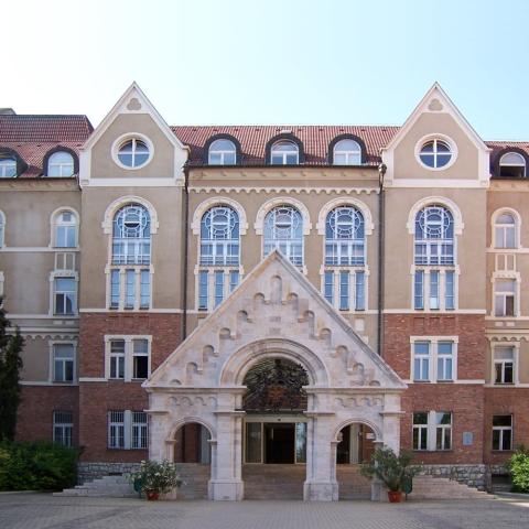 Университет Печ - Pécsi Tudományegyetem - 3