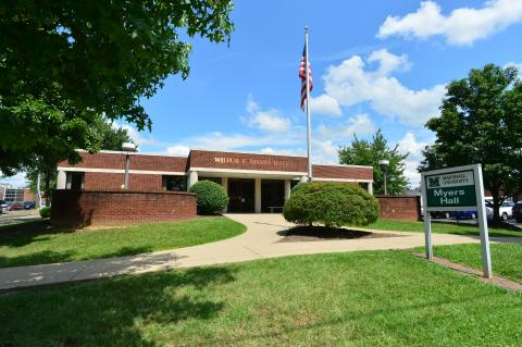 Университет Маршалла - 3