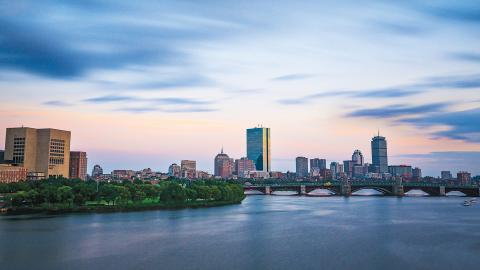 Университет Саффолка - Suffolk University - 4