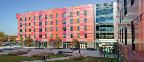 Массачусетский университет Лоуэлл - 2