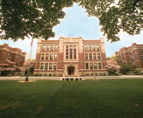 Университет Конкордия, Чикаго - Concordia University Chicago - 4
