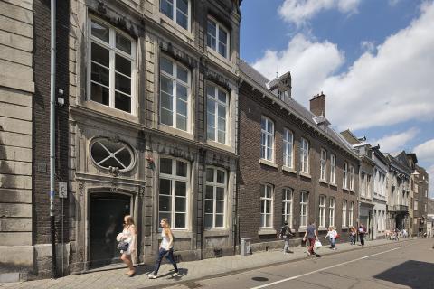 Университет Маастрихта - Maastricht University - 4