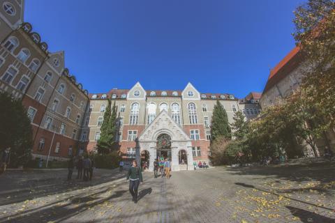 Университет Печ - Pécsi Tudományegyetem - 2
