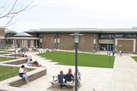 Колледж Фултон-Монтгомери - Fulton–Montgomery Community College - 4