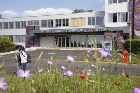 Университет Пуатье - Université de Poitiers - 4