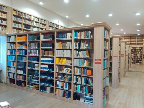 Реформированный университет Кароли Гаспар - Károli Gáspár Református Egyetem - 5