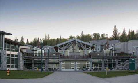 Университет Северной Британской Колумбии - University of Northern British Columbia - 1