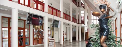 Колледж Данубиуса - Vysoká škola Danubius - 3