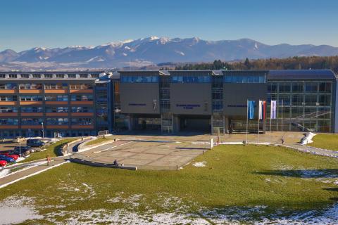 Жилинский университет в Жилине - Žilinská univerzita v Žiline - 2
