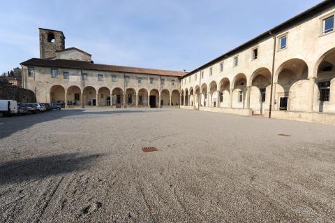 Университет Бергамо - Università degli Studi di Bergamo - 1