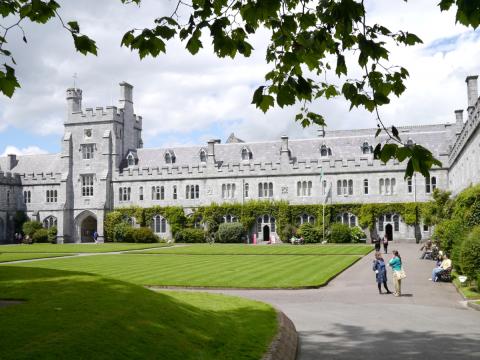 Университетский колледж Корка - University College Cork - 1
