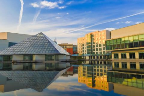 Китайско-европейская международная школа бизнеса - China Europe International Business School - 2