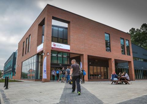 Университет высокогорья и островов - University of the Highlands and Islands - 2