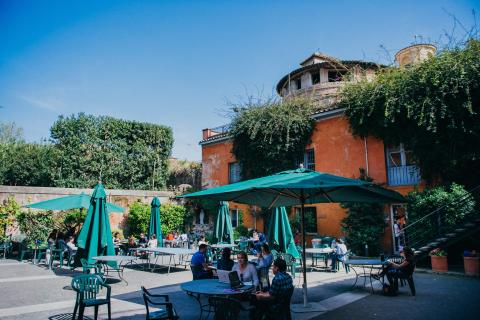 Университет Джона Кабота - John Cabot University - 5