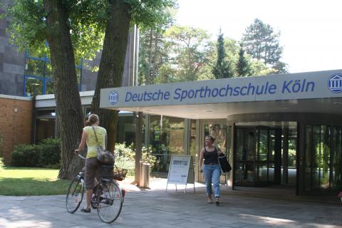 Немецкий спортивный университет Кельна - Deutsche Sporthochschule Köln - 7