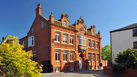 Университет Халла - 5