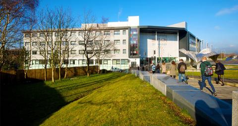 Университет Центрального Ланкашира 6