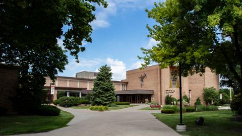 Университет Конкордия, Чикаго - 4