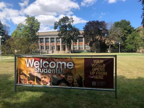 Университет Конкордия, Чикаго - 5