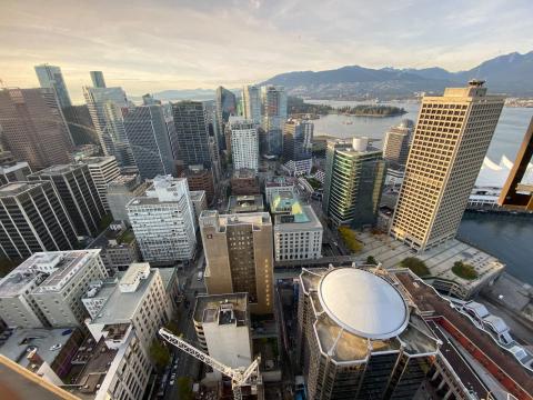 Университет Canada West  - 4