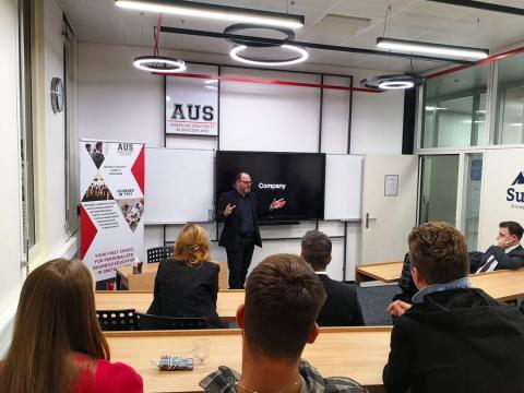 Американский университет в Швейцарии - 3