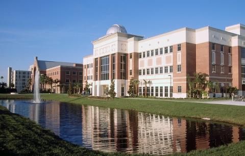Флоридский технологический институт – Florida Institute of Technology
