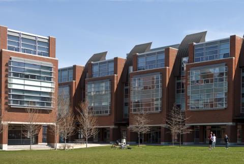 Технологический университет Онтарио – Ontario Tech University