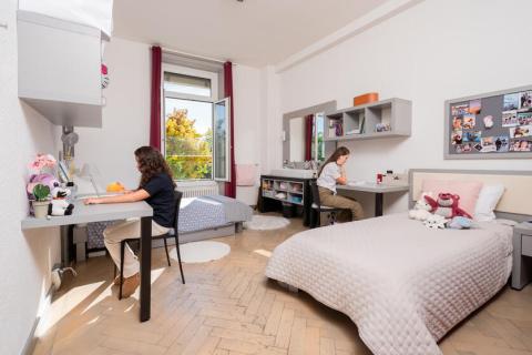 Колледж Шампите - Пулли – College Champittet - Pully