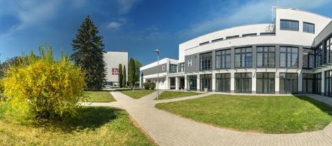 Институт технологий и бизнеса в Ческе-Будеевице - Vysoká škola technická a ekonomická v Českých Budějovicích - 1