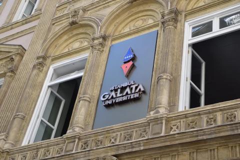 Стамбульский Галатский университет - İstanbul Galata Üniversitesi - 3