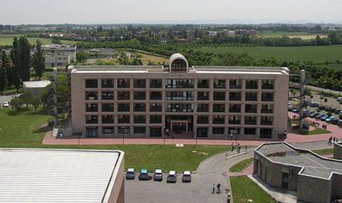 Университет Пармы - Università degli Studi di Parma - 1