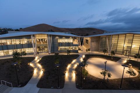 Университет Конкордия Ирвин - Concordia University Irvine - 6