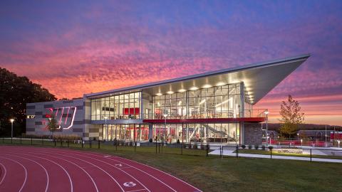 Университет Sacred Heart - Sacred Heart University - 1