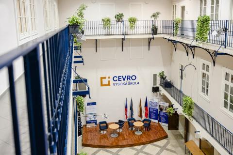Университет CEVRO - CEVRO University