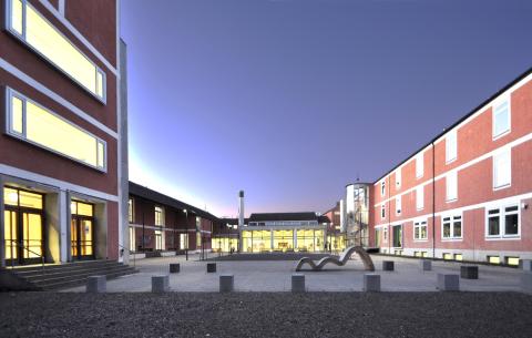 Биберахский университет - Hochschule Biberach