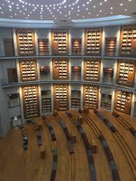 Университет Чжэцзян Юэсюй - Zhejiang Yuexiu University