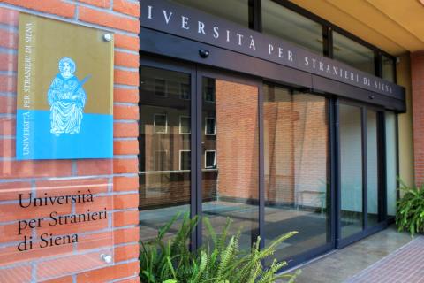 Университет для иностранцев в Сиене - Universitá per Stranieri di Siena