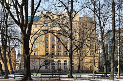 Академия музыки имени Кшиштофа Пендерецкого в Кракове - Akademia Muzyczna im. Krzysztofa Pendereckiego w Krakowie